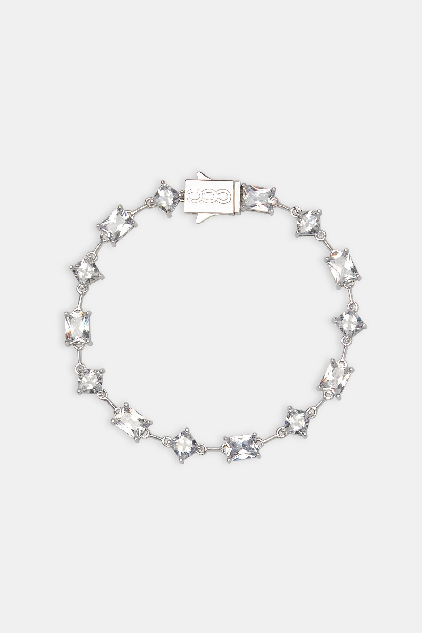 Armband mit vereistem Baguette und quadratischem Stein – 8 mm